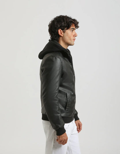Bomber effetto pelle con cappuccio