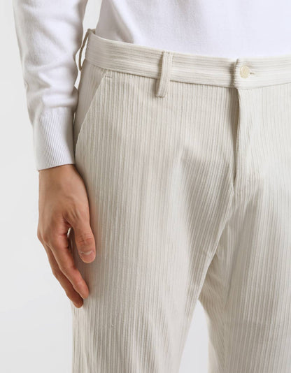 Pantaloni chino in velluto