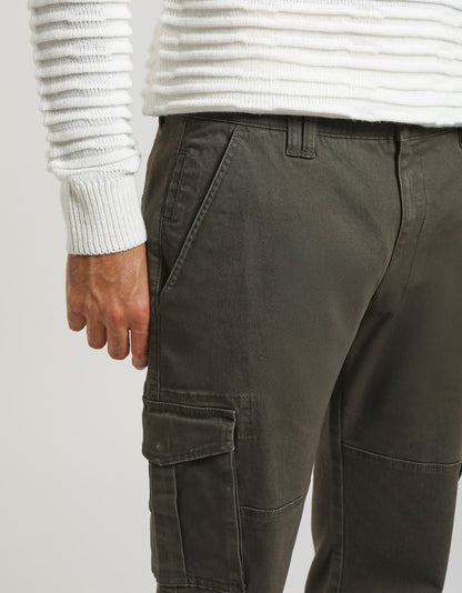 Pantaloni cargo