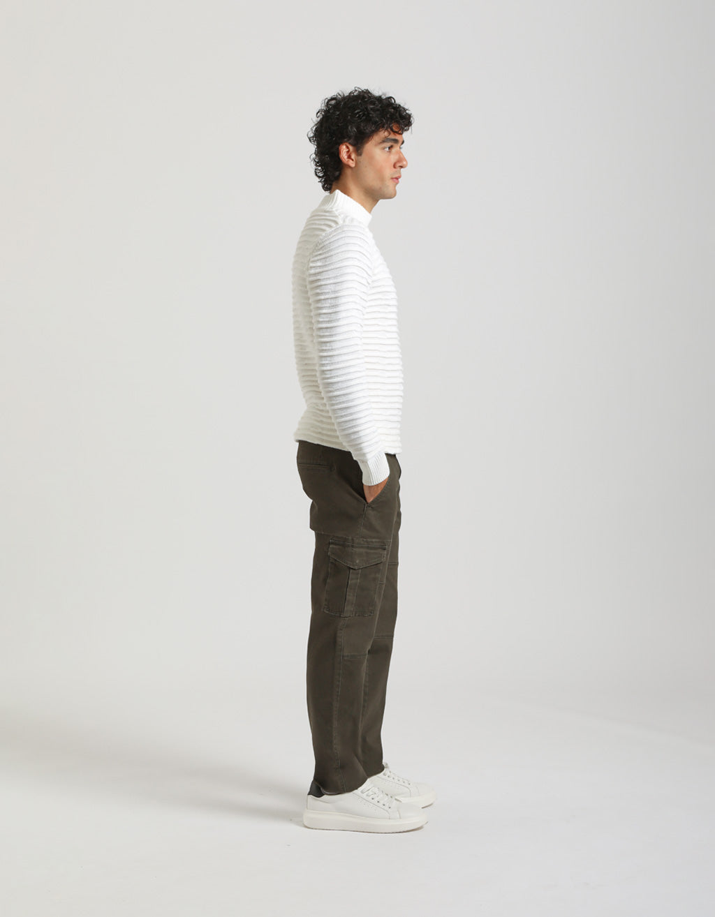 Pantaloni cargo