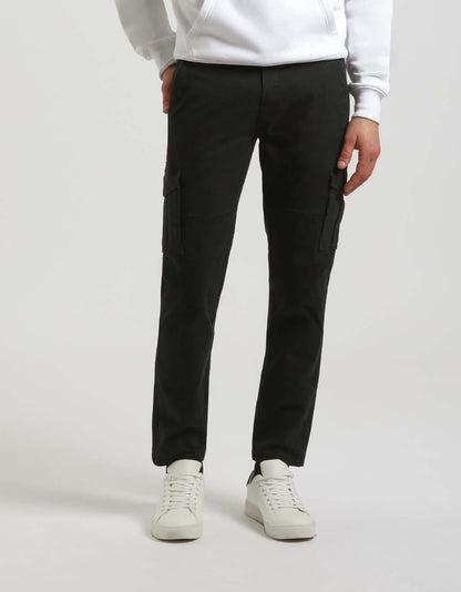 Pantaloni cargo