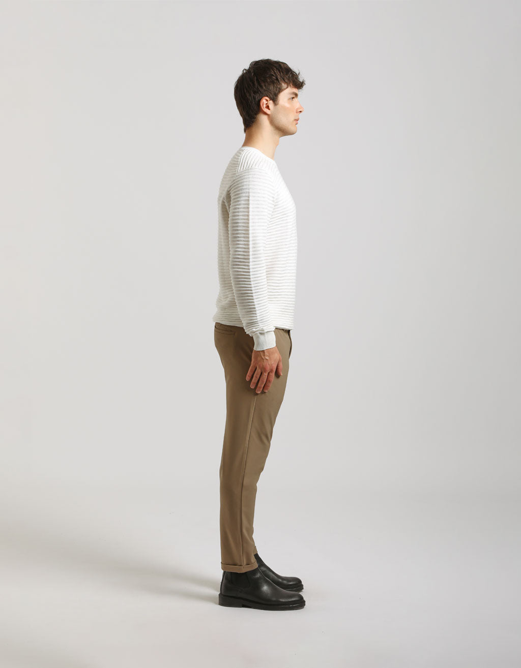 Pantaloni chino in tessuto tecnico