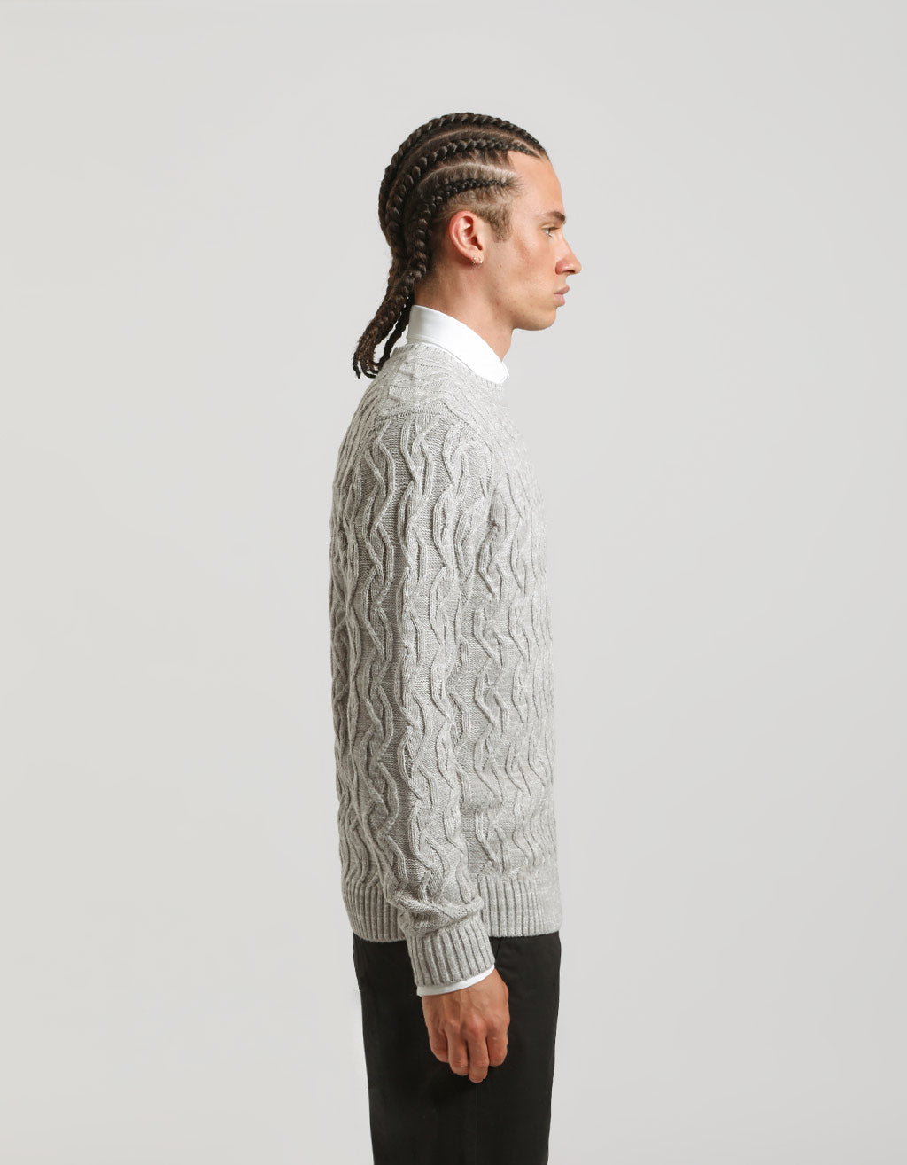 Maglia girocollo intrecciata