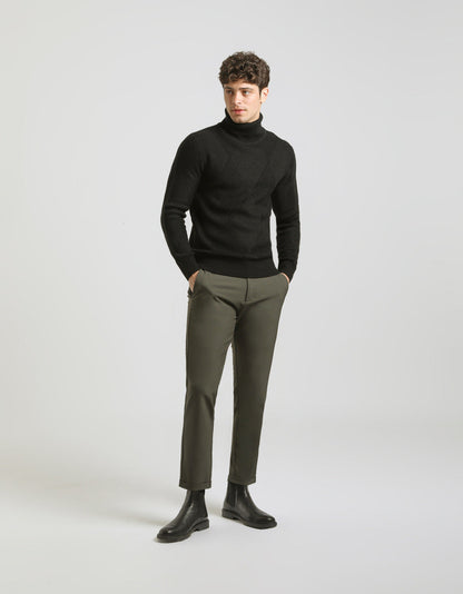 Pantaloni chino in tessuto tecnico