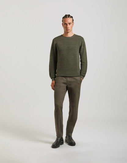 Pantaloni chino in cotone