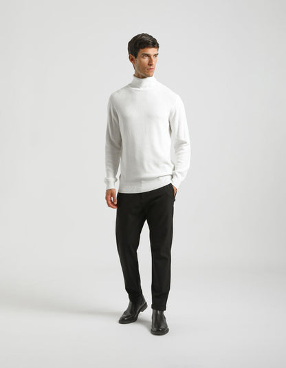Maglia collo alto in viscosa